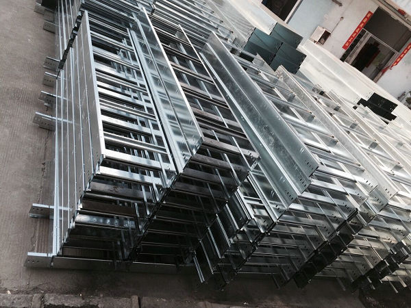 東莞梯式橋架生產(chǎn)